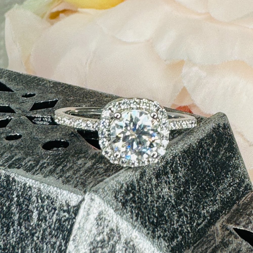Certified 1ct . t.w. Moissanite Diamond Round Square Halo Engagement Ring